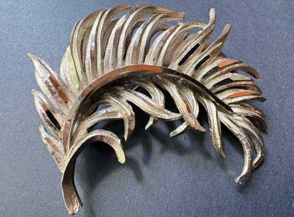 Feather Leaf Spray Brooch Pin Metal Gold & Silver Tone Nature